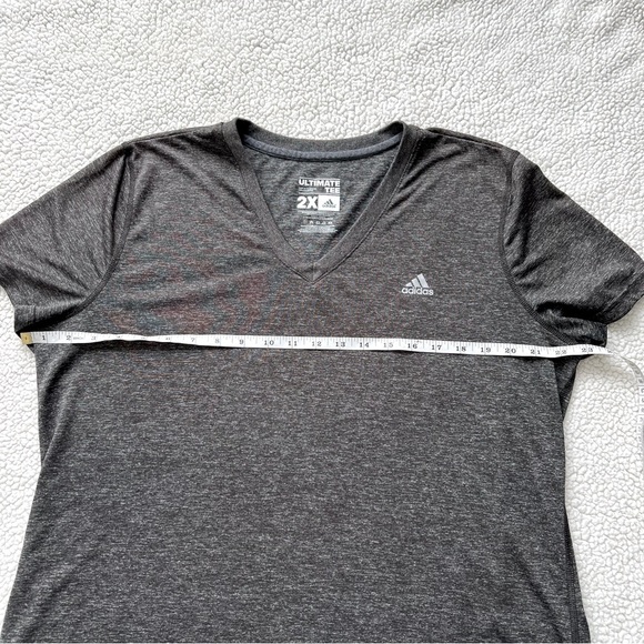 Adidas V-neck Dryfit T-Shirt - Picture 3 of 4